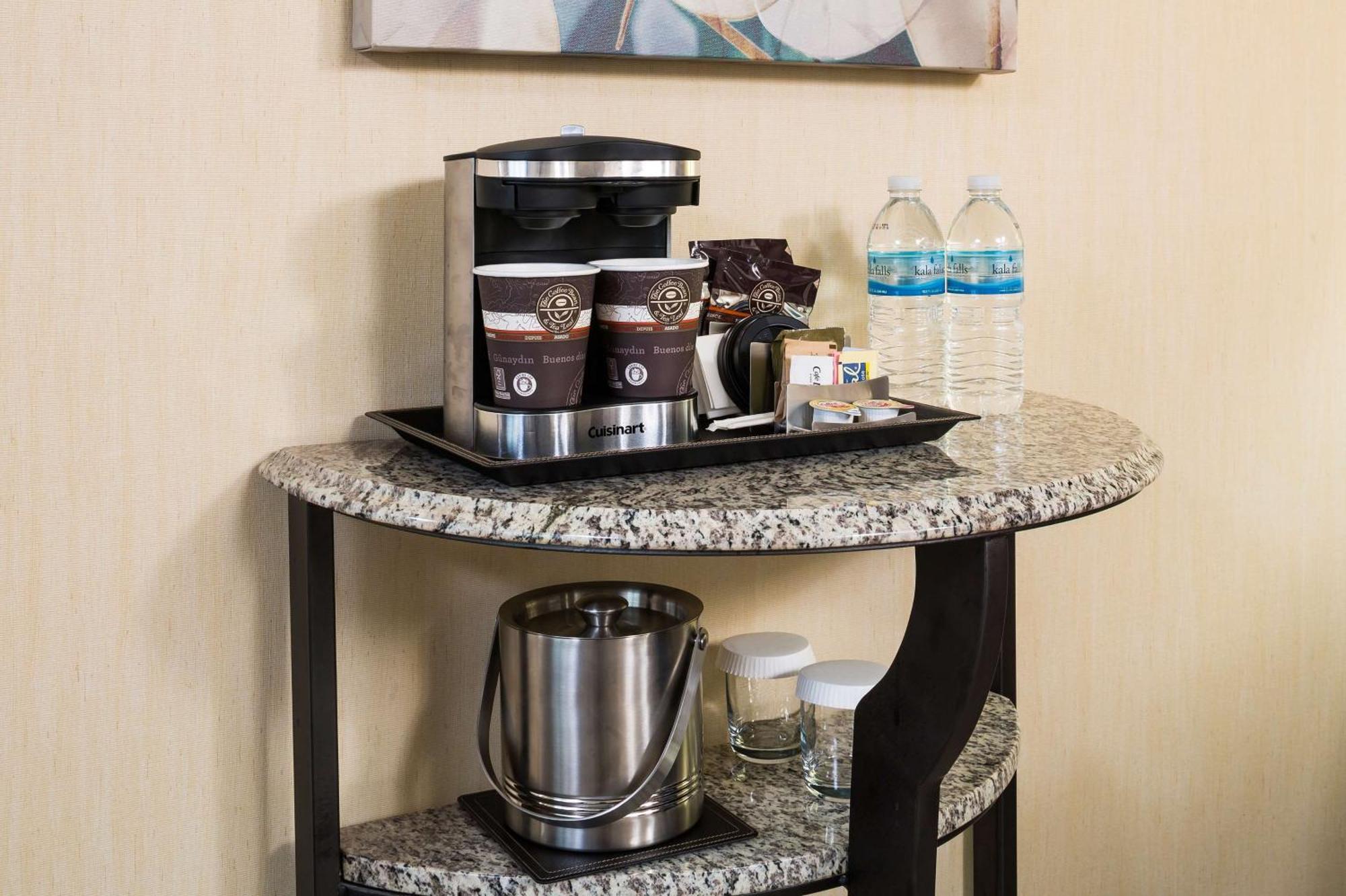 Doubletree By Hilton Boston-Andover Buitenkant foto
